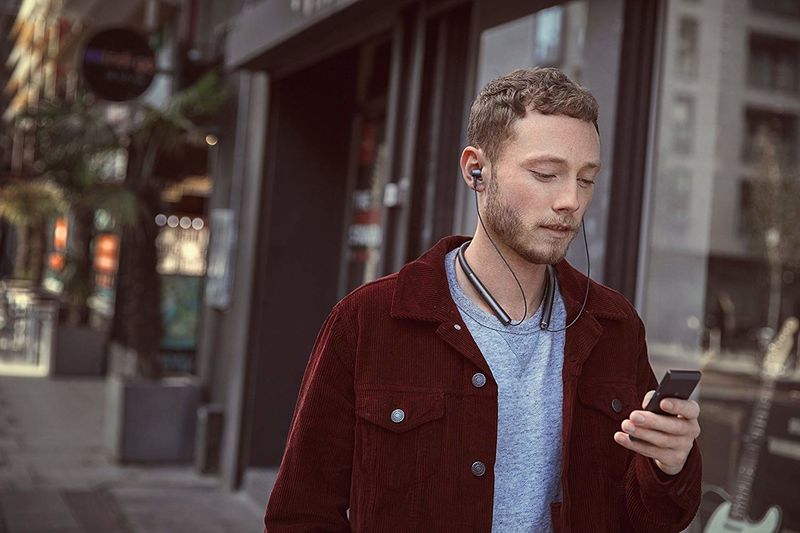 Auriculares in-Ear inalámbricos (con Audio de Alta resolución, Bluetooth con NFC y LDAC), Negro SONY-gallery-thumb-10